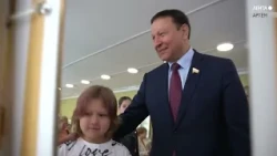 Paintings by Young Artists from Artyom Transferred to Museum Following Charity Auction