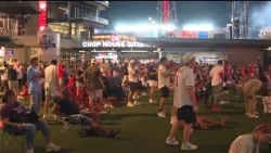 Braves hit 3 homers, beat Phillies 6-2 in wild card clincher