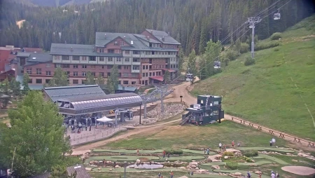 Base Cam - Mountain View